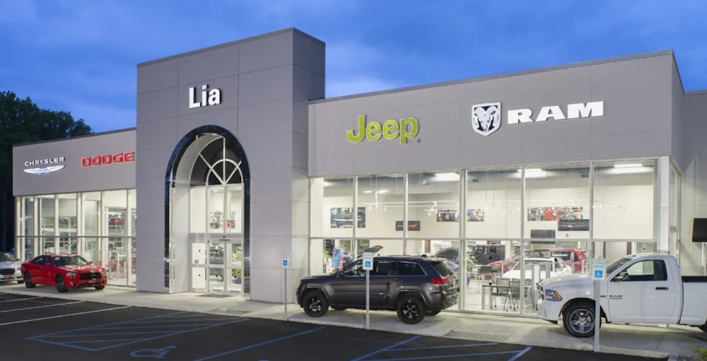 Lia Chrysler Jeep Dodge Ram