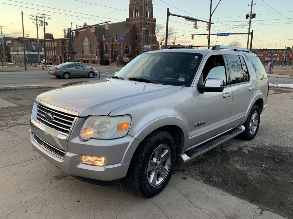 T K Auto Sales in Cleveland