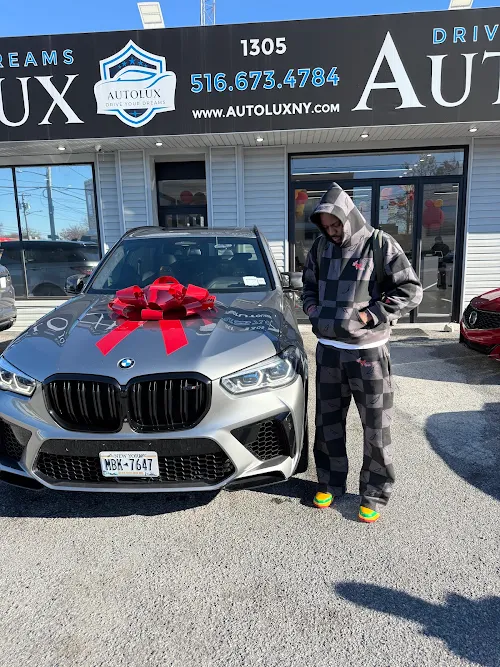 Autolux NY - Used Car Dealership