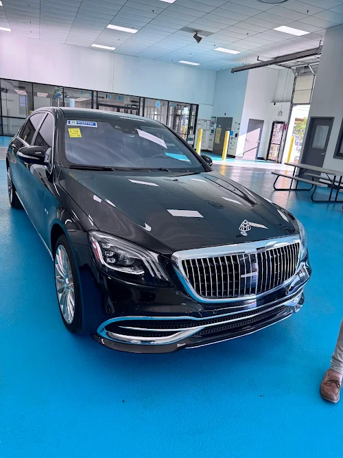 Distinctive Motor Cars Unlimited